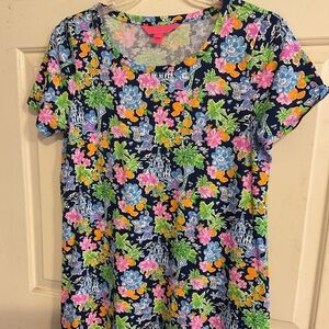 NEW LILLY PULITZER +DISNEY “LILLY LOVES DISNEY PRINT”SZ.L.